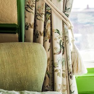 Double Room Four Poster Bed Sea View 2